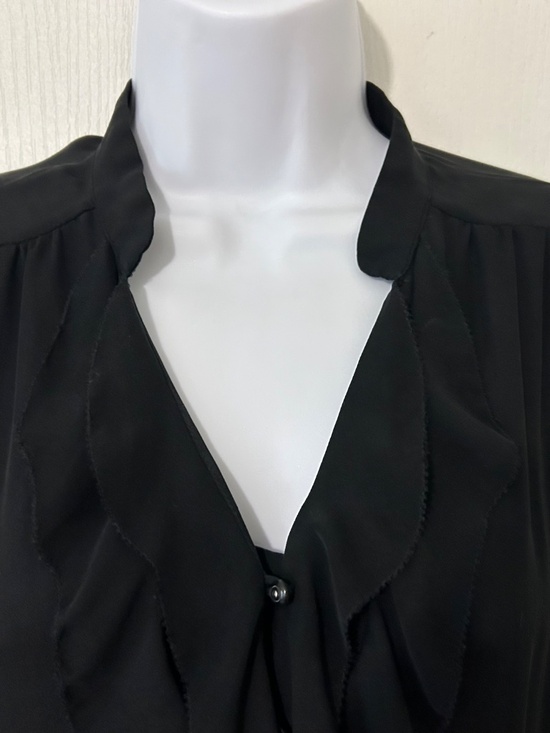 White House Black Market Tops - White House Black Market 100% Silk Ruffle V-Neck Blouse Black Size 6
